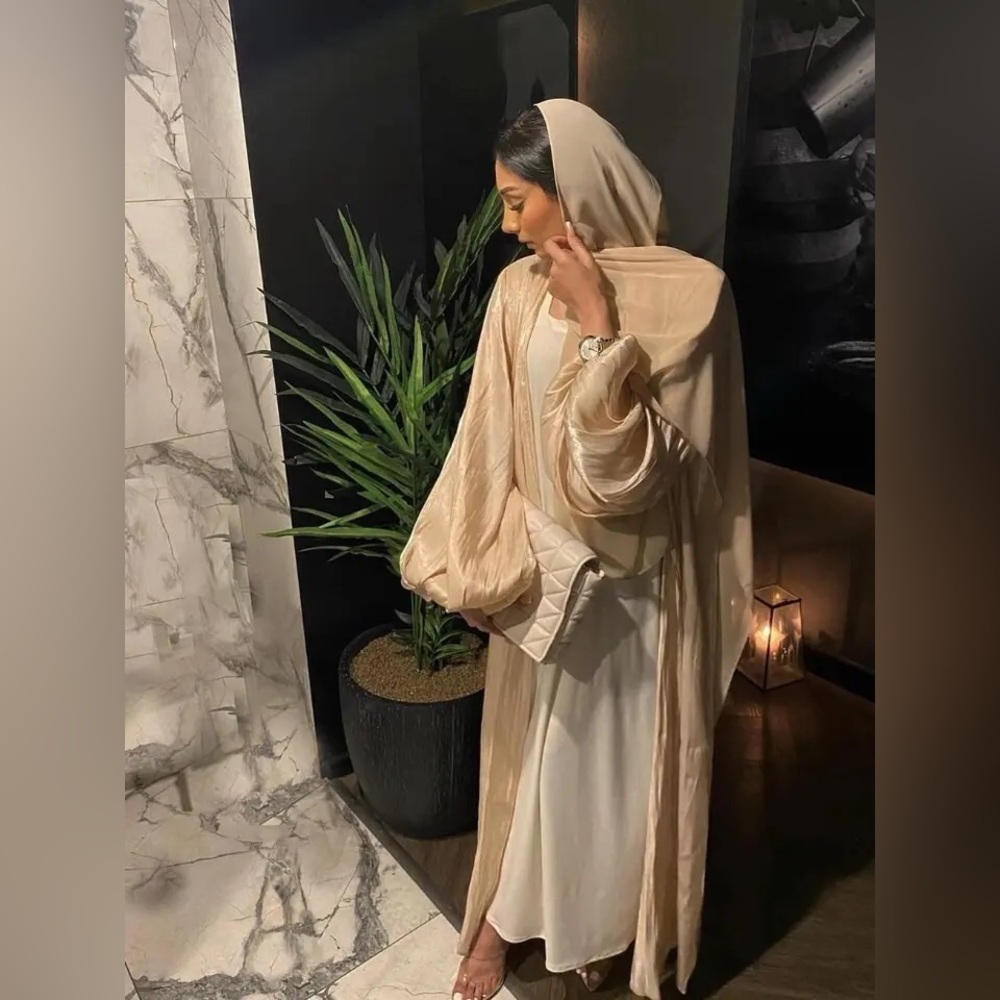 Beige Aaliyah Abaya